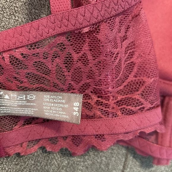 Daisy Fuentes Longline Lace Bra Size 34B - Picture 7 of 8